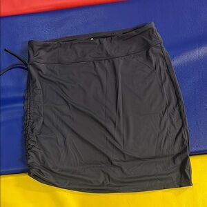 Athleta Black Performance Skirt side scrunch small